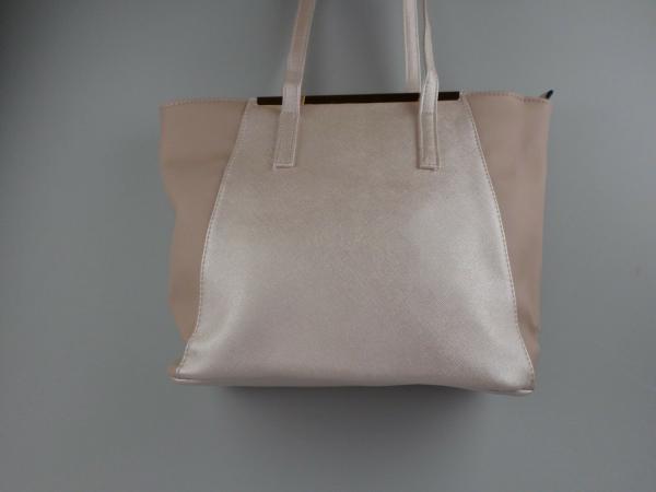 Nicole Brown, schöne zweifarbige Handtasche in nude/shimmer