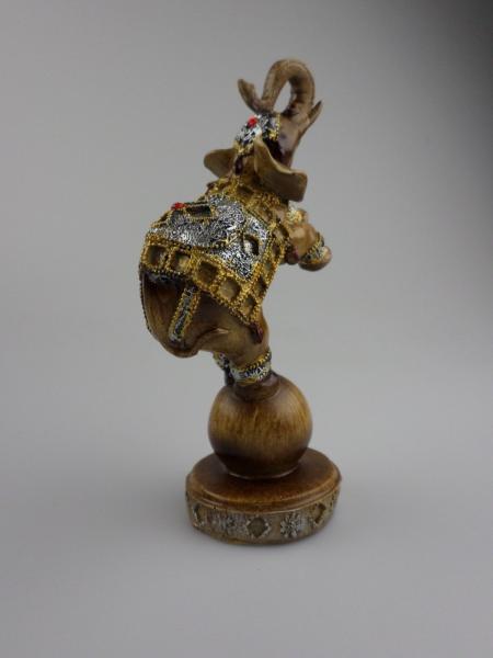 Wunderschöner, stehender Keramik Elefant - Tier - Deko